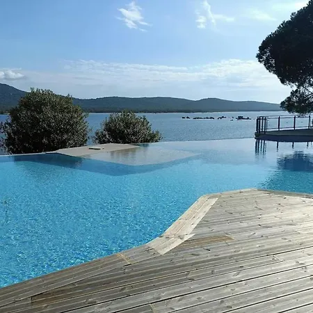 Luxueux T4 De 100m2 Avec Roof Top, Piscine Et *