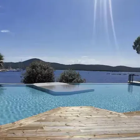 Apartmán Luxueux T4 De 100m2 Avec Roof Top, Piscine Et Pianottoli-Caldarello (Corsica)